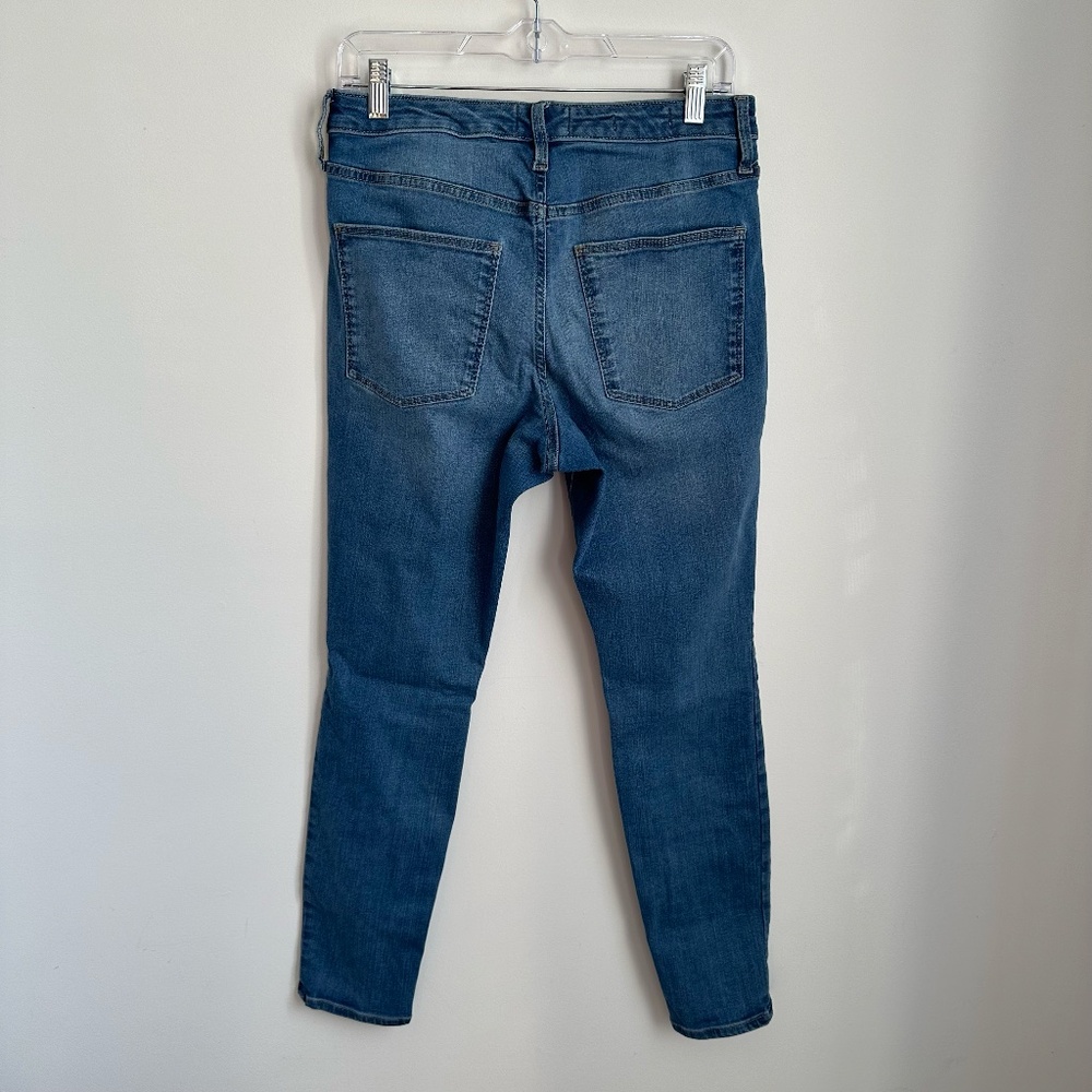 Universal Thread Distressed High Rise Skinny Jeans Size 8 - Picture 6 of 8